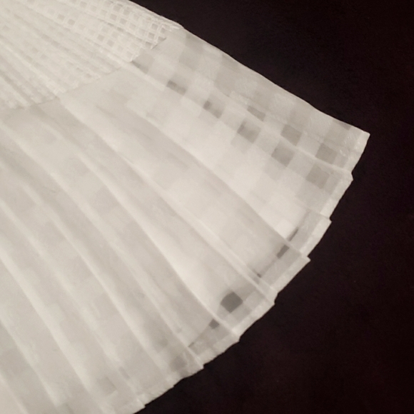 🔴 Banana Republic White Peplum Sheer Tank Blouse 🔴 - Picture 6 of 12